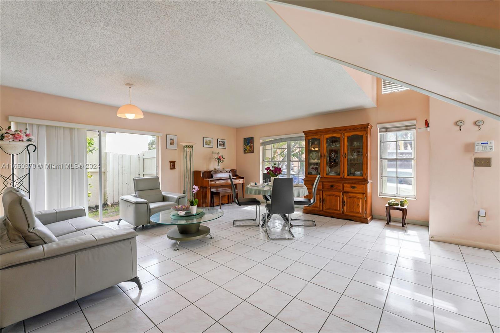 12673 Northwest 8th Way Miami, FL 33182 - Photo 8 of 31