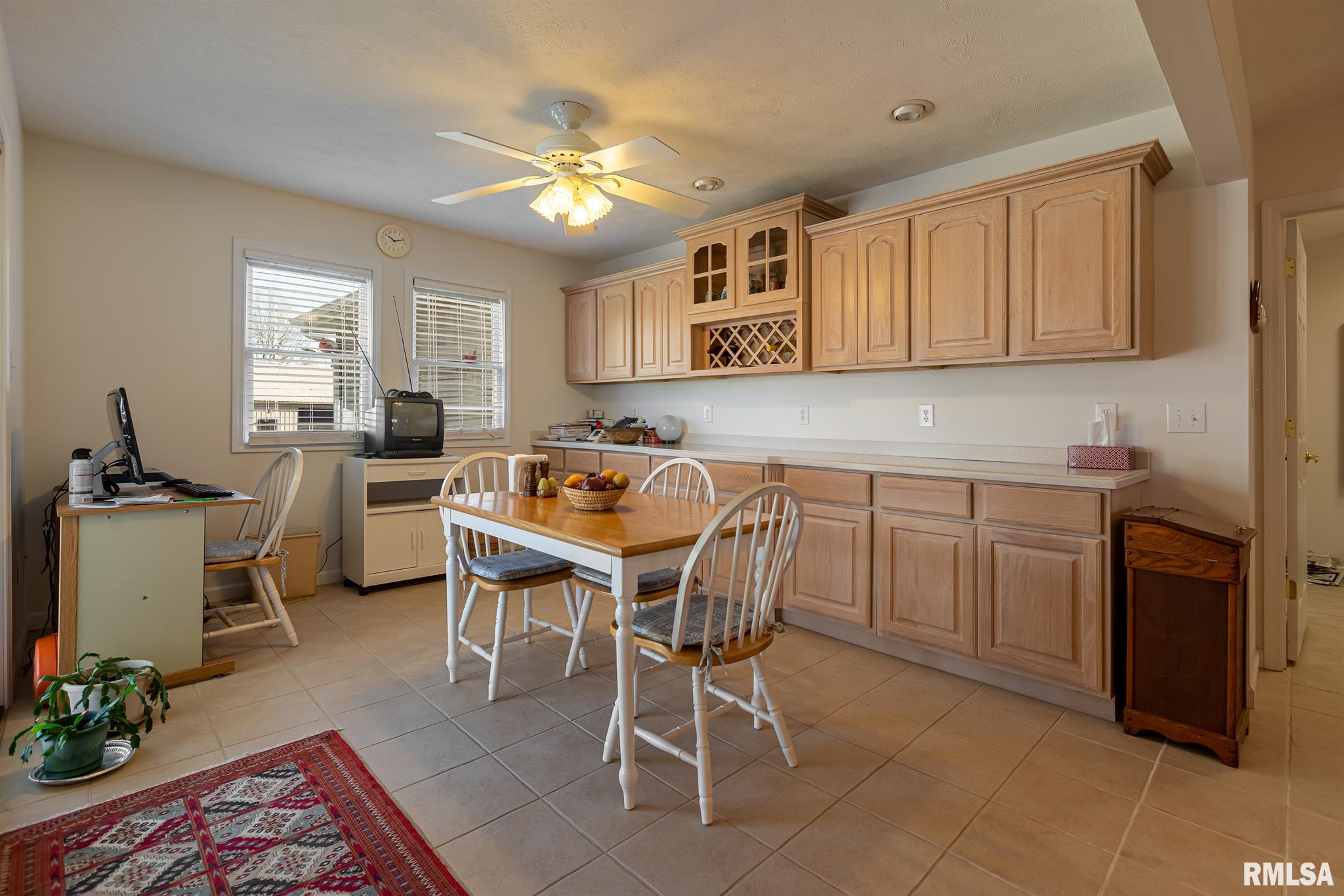 322 Branson Woods Road Carbondale, IL 62902 - Photo 12 of 41 Gallery Image 12