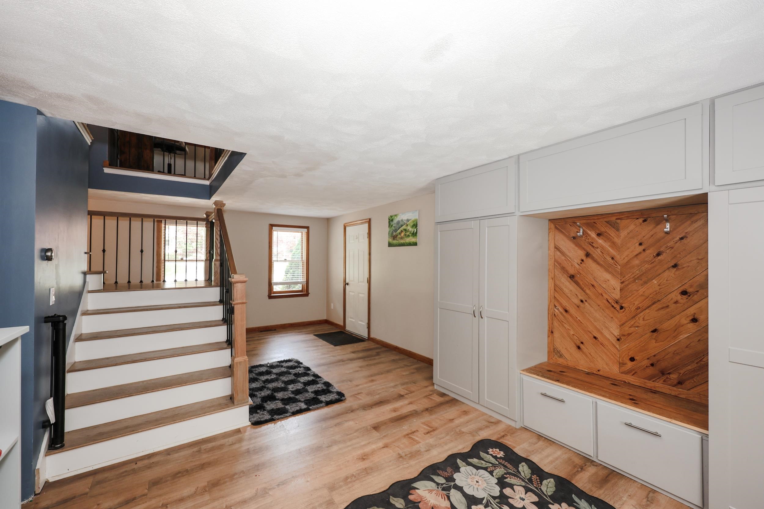 1 Jessica Lane Derry, NH 03038 - Photo 7 of 47