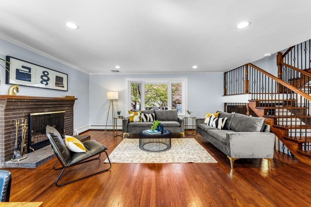 255 Worthen Road East Lexington, MA 02421 - Photo 3 of 32