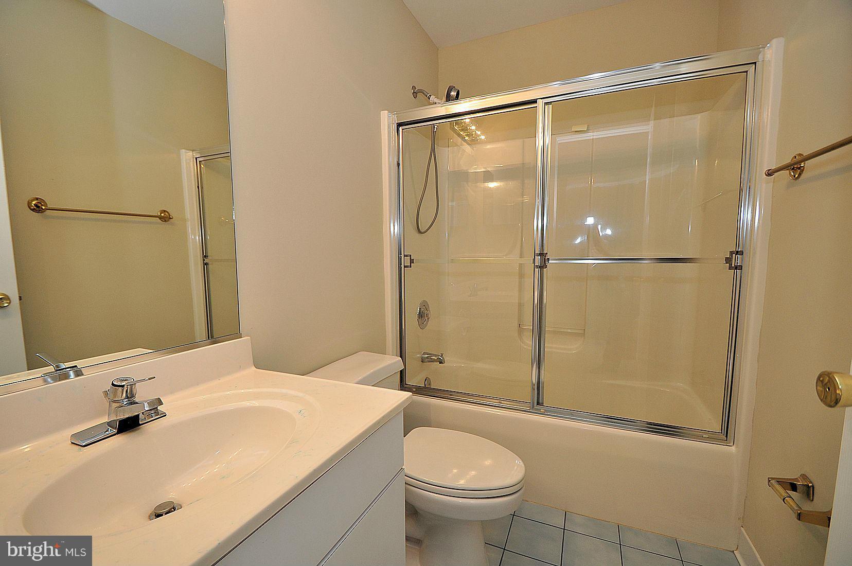 2711 Dunleer Road Ellicott City, MD 21042 - Photo 17 of 30 Hall Bath