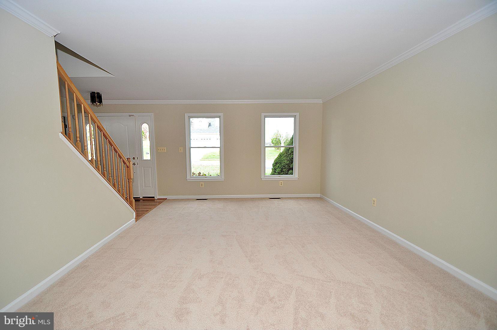 2711 Dunleer Road Ellicott City, MD 21042 - Photo 10 of 30 Living Room
