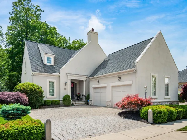 $895,000 | 5791 Crighton Drive, Unit 15, Dublin, OH 43016