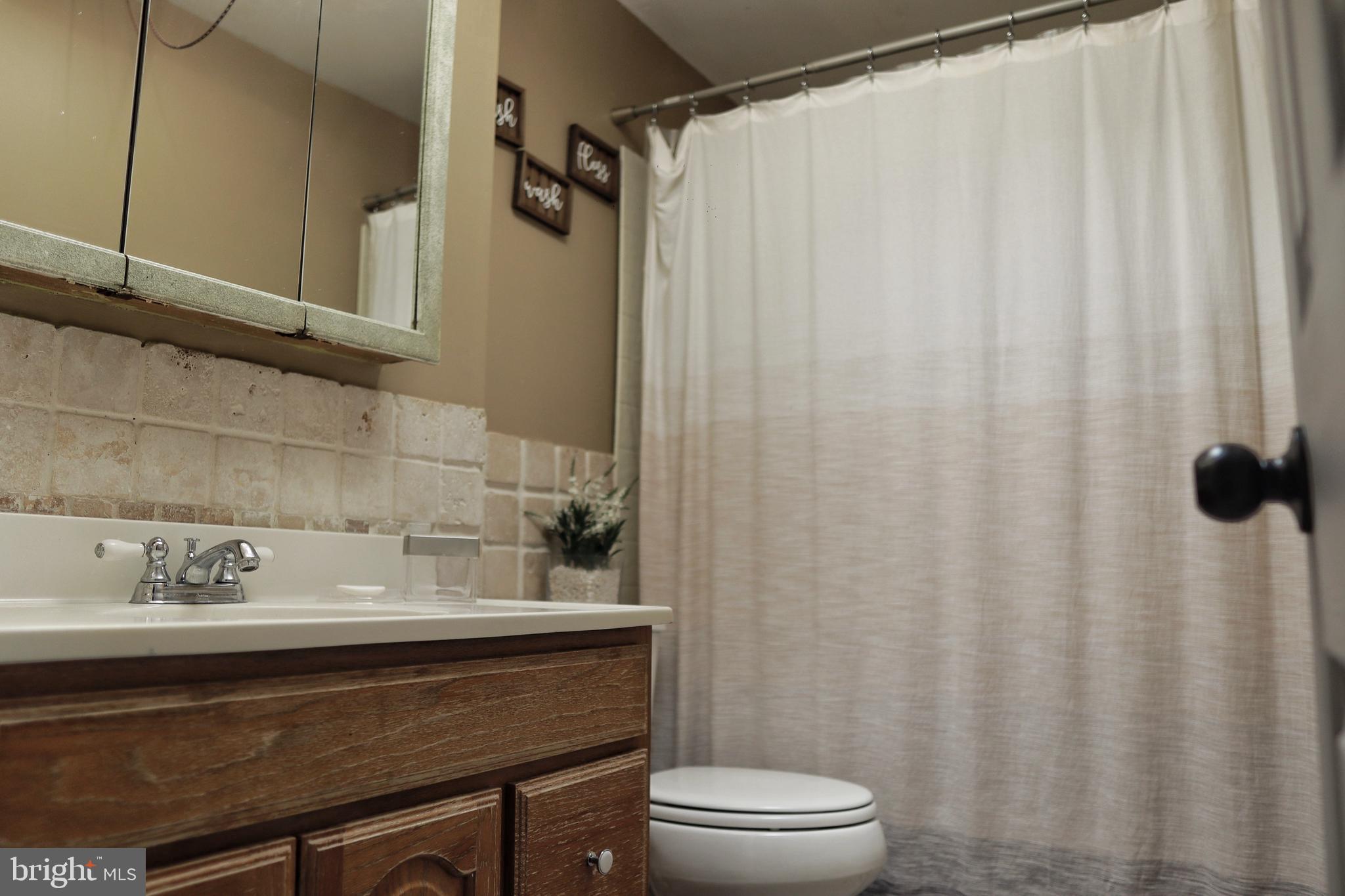 3113 Holly Road Philadelphia, PA 19154 - Photo 14 of 26