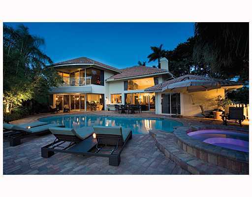 719 Coquina Way Boca Raton, FL 33432 - Photo 1 of 8 Primary Photo