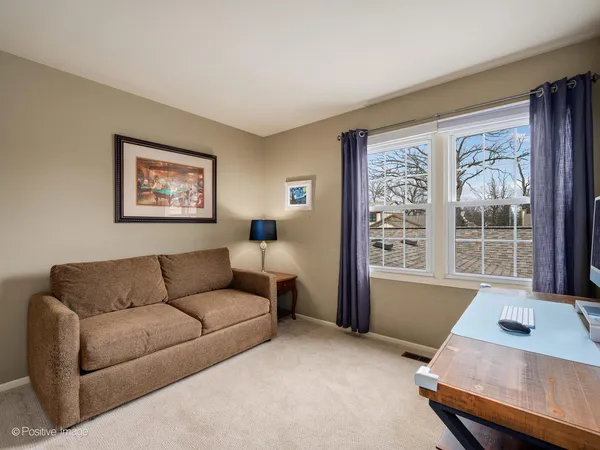 $469,000 | 1150 Oakview Drive, Wheaton, IL 60187