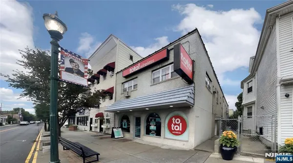 $1,300 | 331 Kearny Avenue, Unit 1, Kearny, NJ 07032