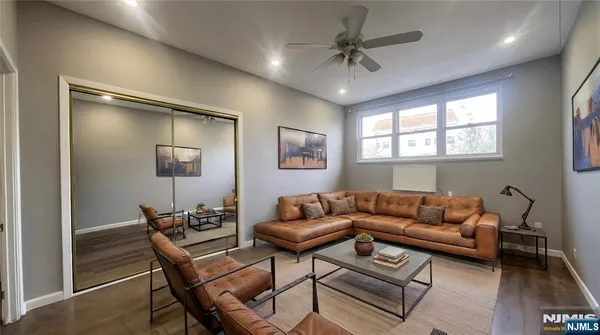 $1,300 | 331 Kearny Avenue, Unit 1, Kearny, NJ 07032