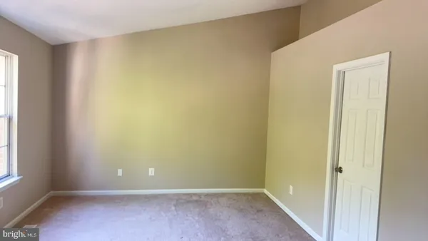 $2,950 | 6504 Medinah Lane, Alexandria, VA 22312
