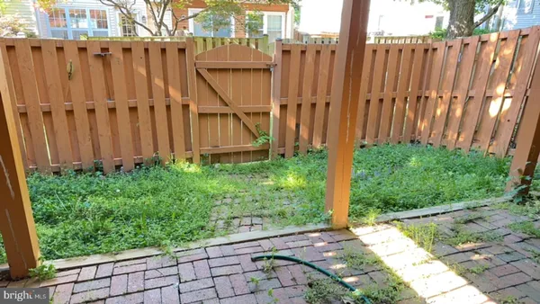 $2,950 | 6504 Medinah Lane, Alexandria, VA 22312