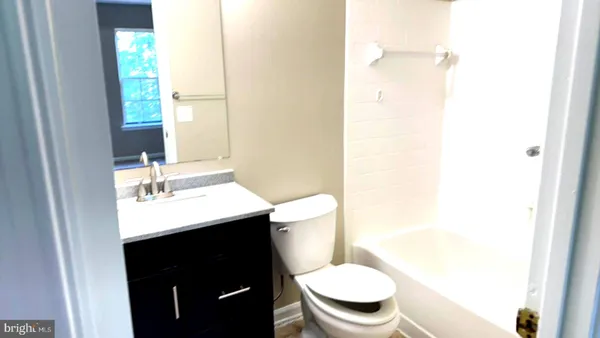 $2,950 | 6504 Medinah Lane, Alexandria, VA 22312