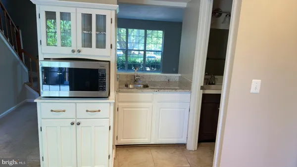 $2,950 | 6504 Medinah Lane, Alexandria, VA 22312