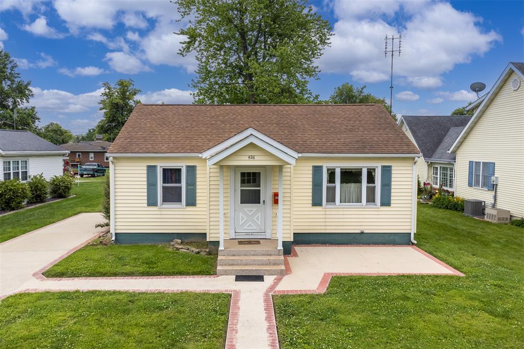 426 North 7th Street Breese, IL 62230 - Photo 2 of 42