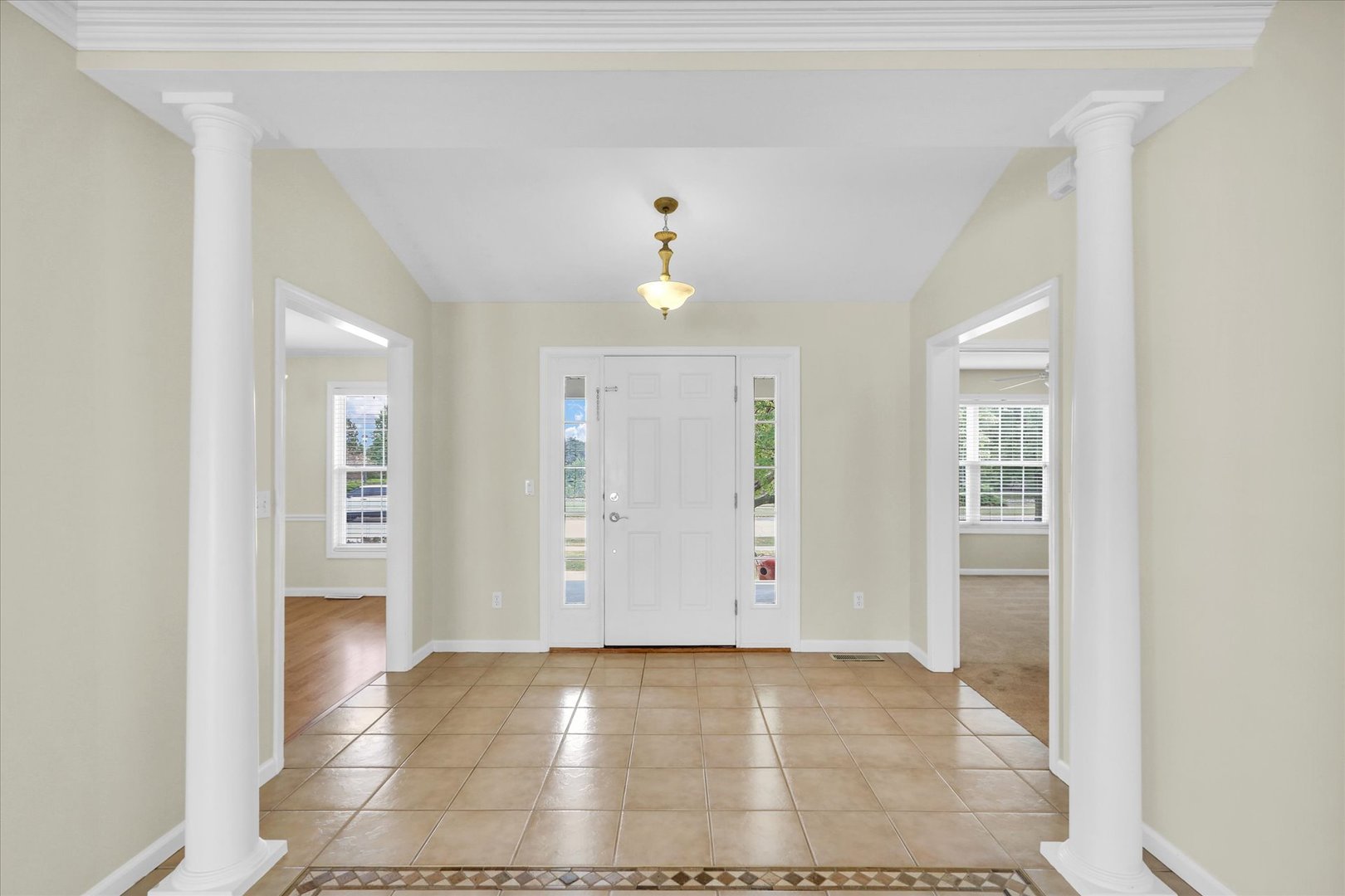 1201 Waters Edge Road Champaign, IL 61822 - Photo 5 of 27 Gallery Image 5