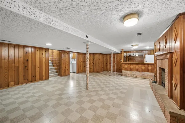 $315,000 | 748 North Rohde Avenue, Hillside, IL 60162