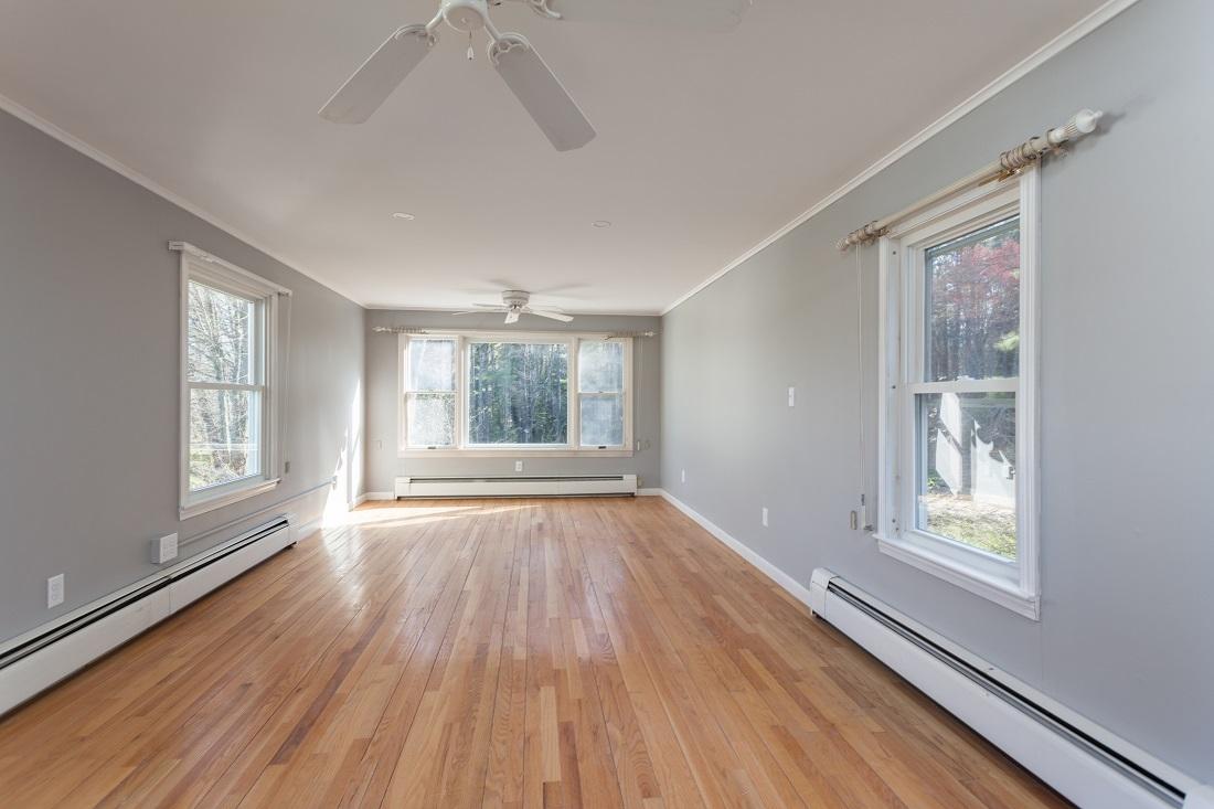 347 Main Street Springvale, ME 04083 - Photo 15 of 37 3825