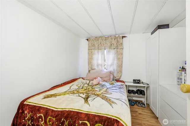 $94,000 | 11330 East Riverside Drive, Unit 25, Bothell, WA 98011