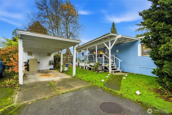 a view of a house with patio