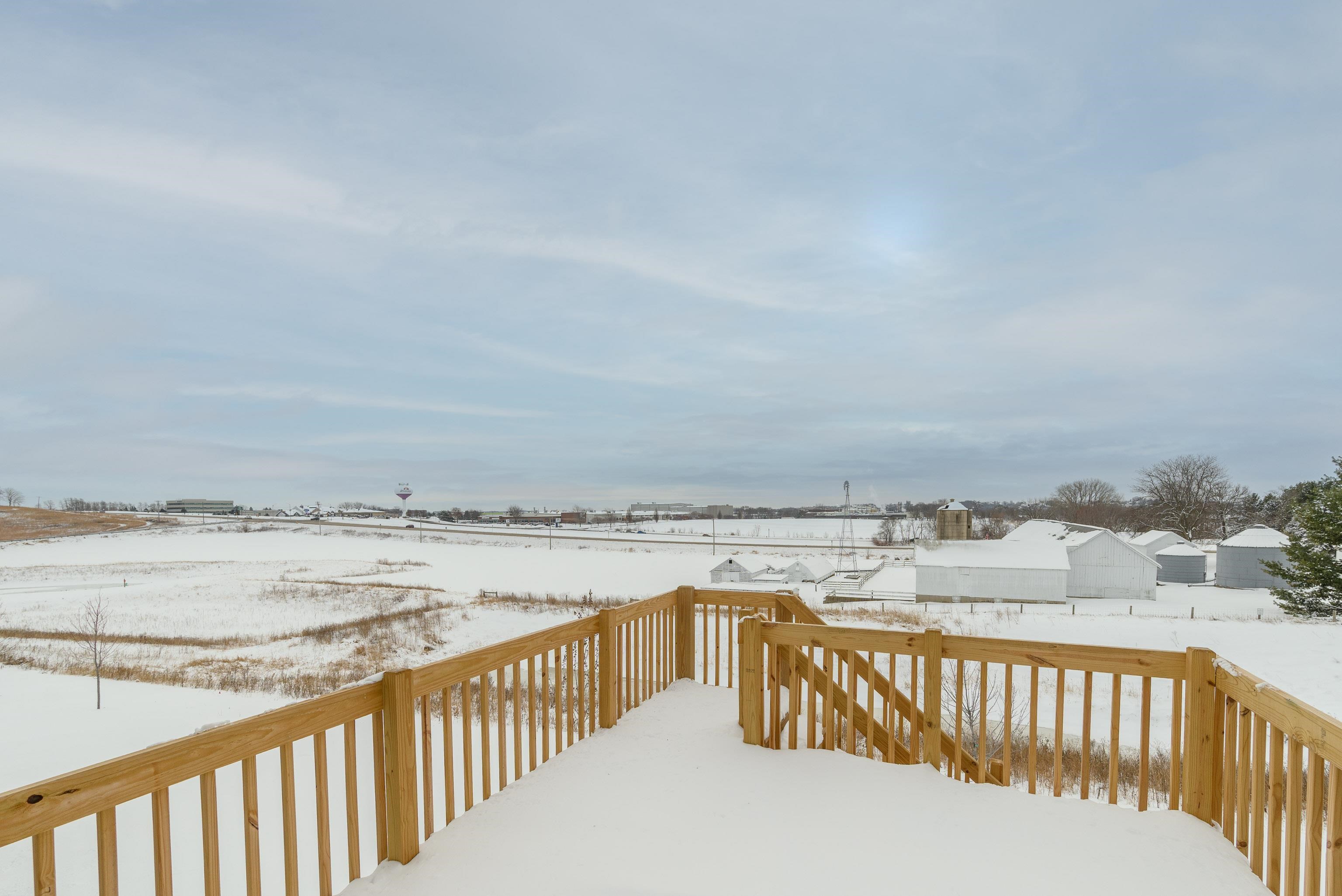 702 Cozy Farm Waunakee, WI 53597 - Photo 15 of 16