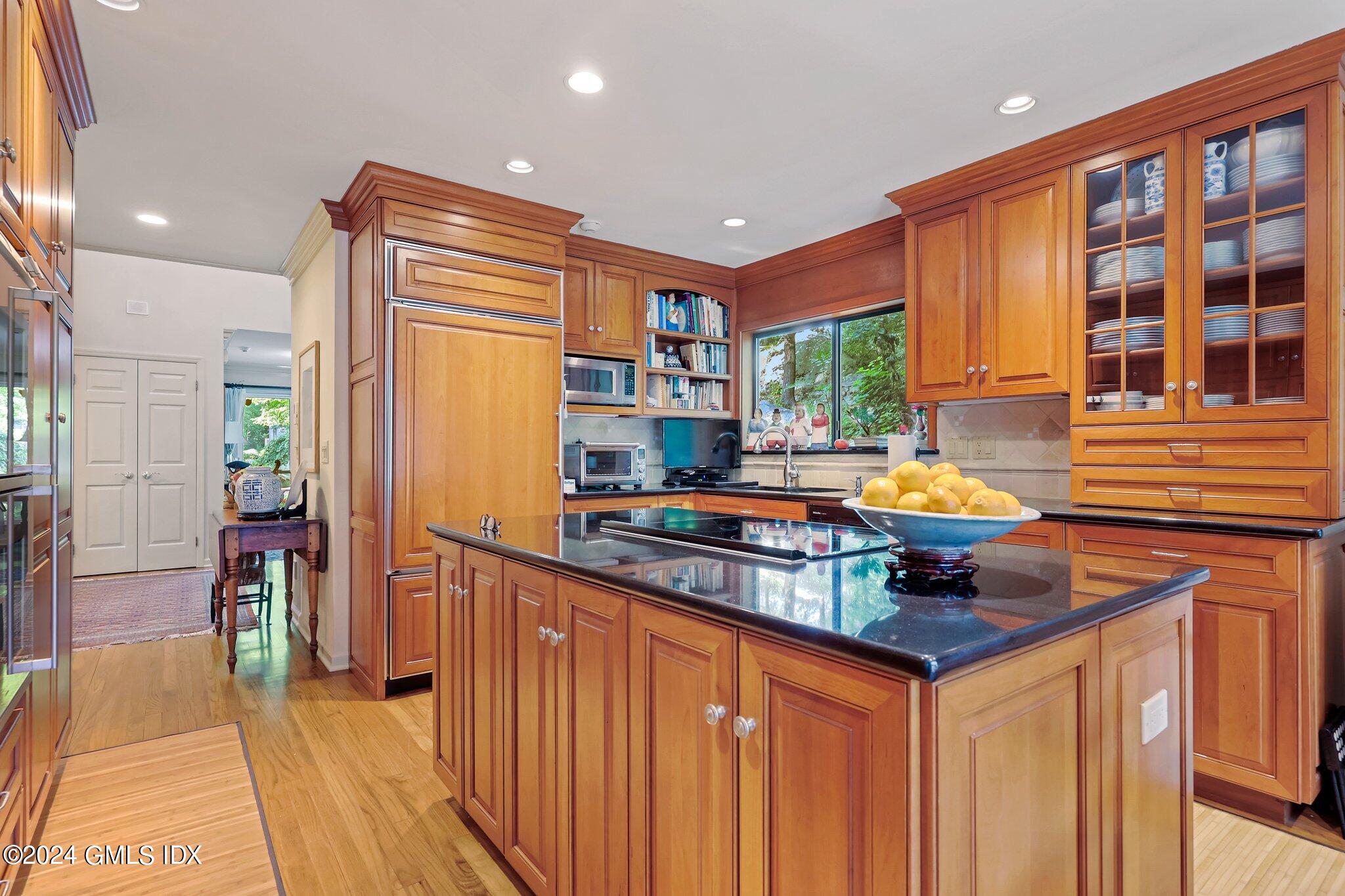 500 River Road, Unit 15 Cos Cob, CT 06807 - Photo 14 of 42 Kitchen