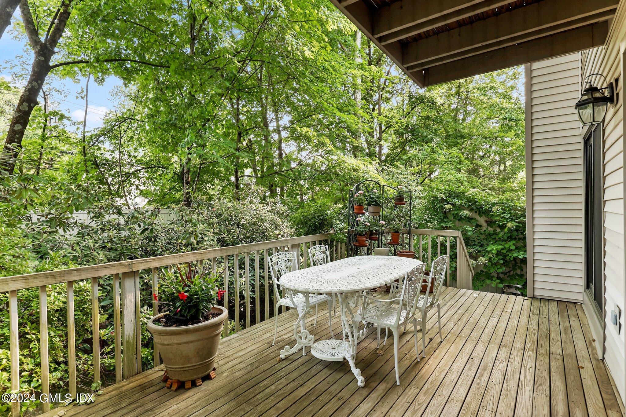 500 River Road, Unit 15 Cos Cob, CT 06807 - Photo 35 of 42 Patio