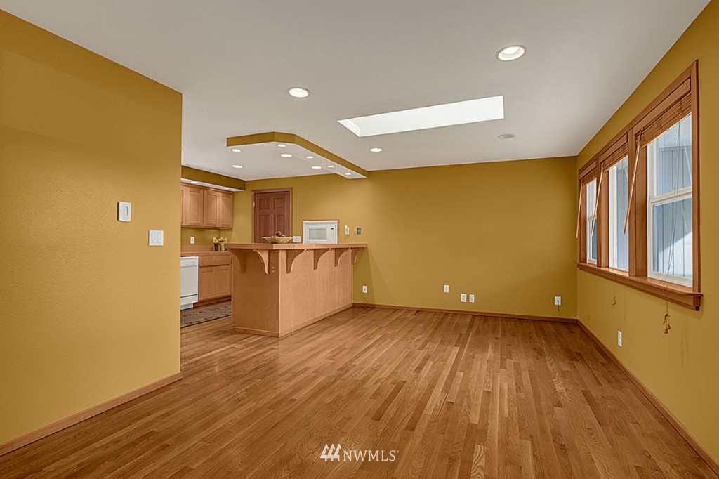 23324 19th Place West Bothell, WA 98021 - Photo 5 of 15