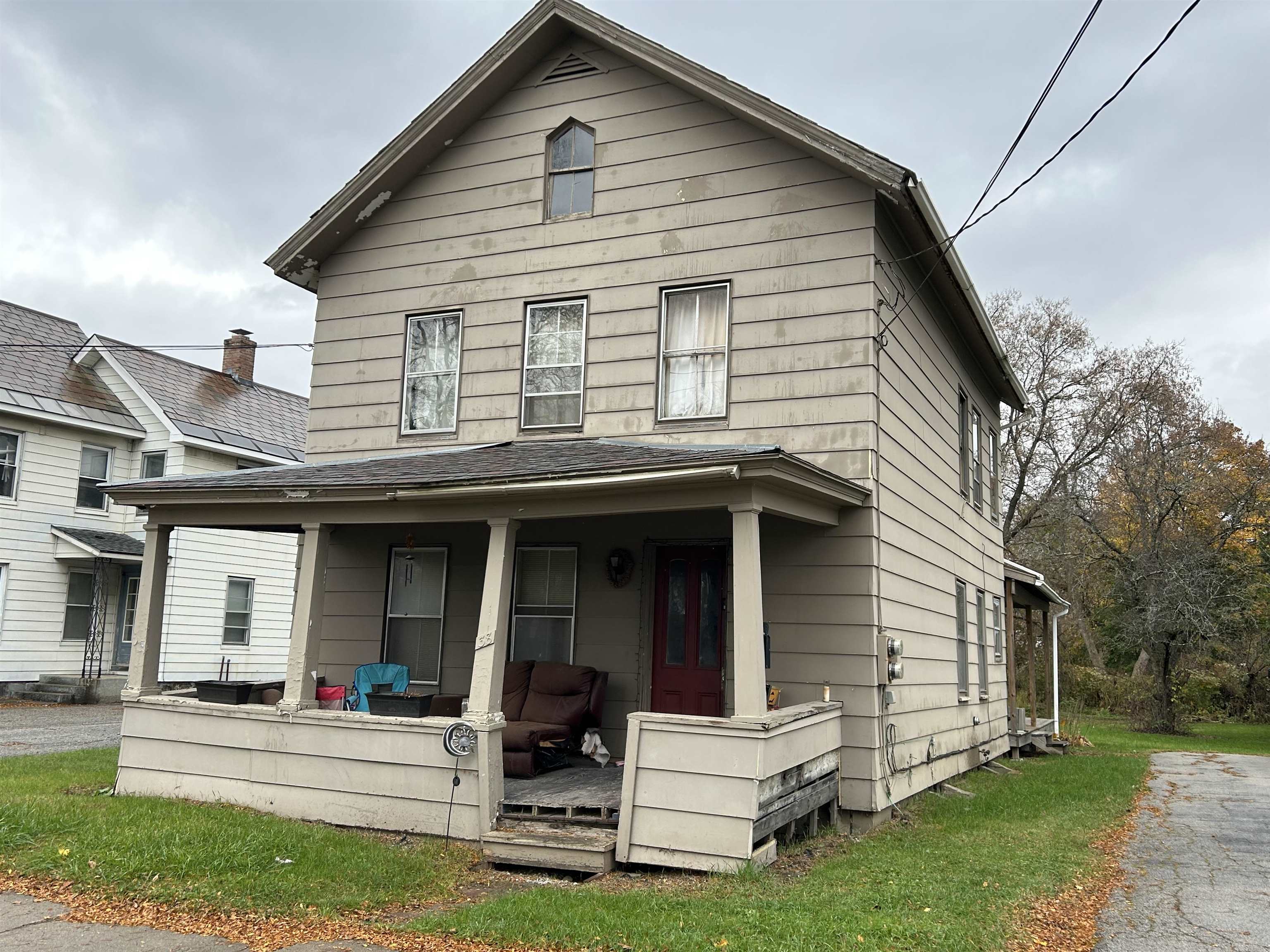 38 Meadow Street Rutland, VT 05701 - Photo 2 of 4