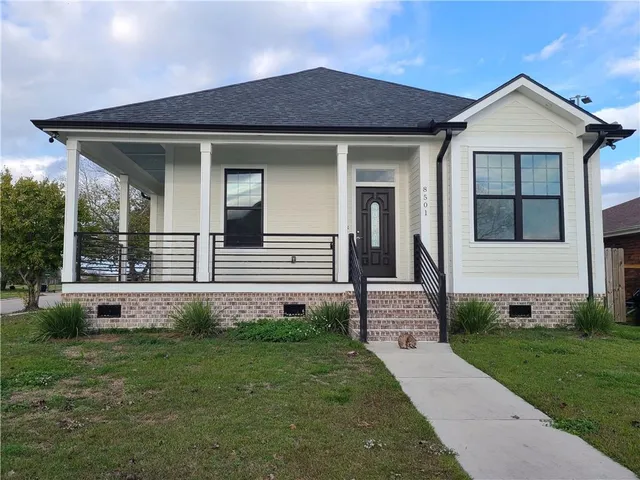 $2,532 | 8501 Prince Drive, Chalmette, LA 70043