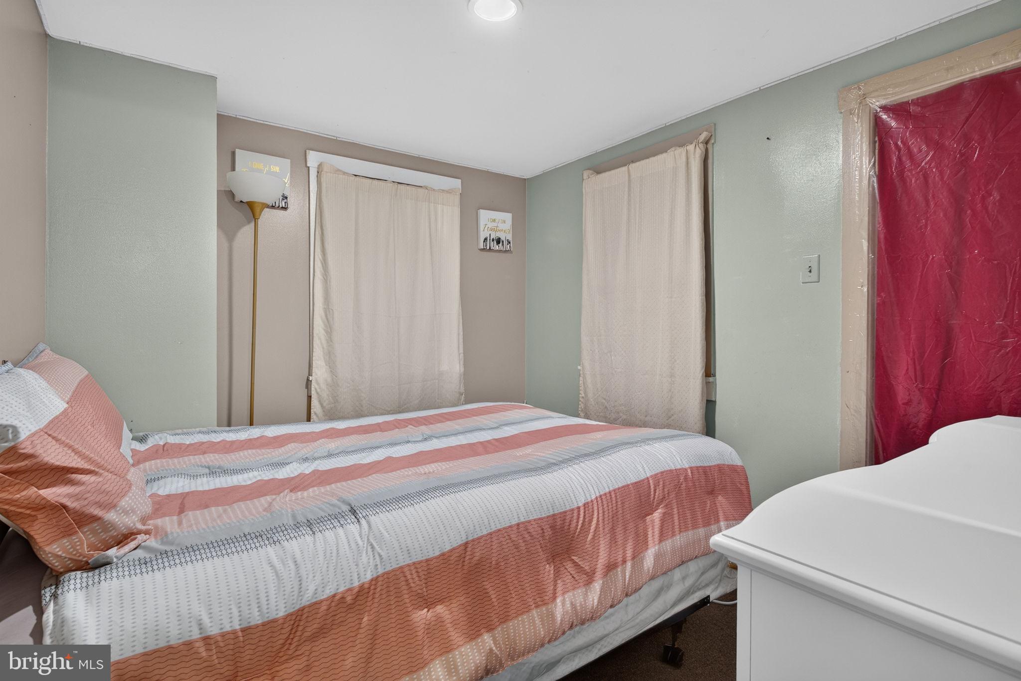 709 East Chestnut Street Lancaster, PA 17602 - Photo 17 of 29