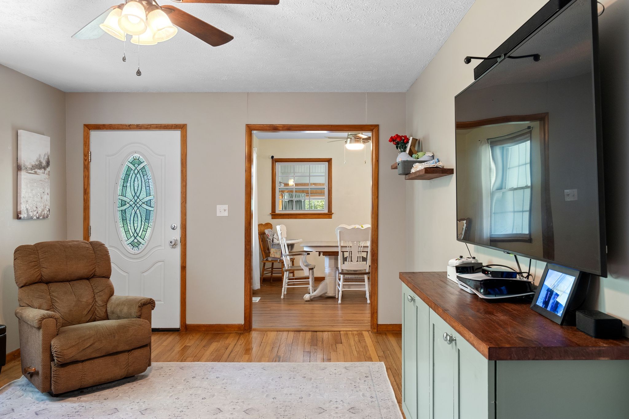 8531 Pinewood Road Nunnelly, TN 37137 - Photo 6 of 34