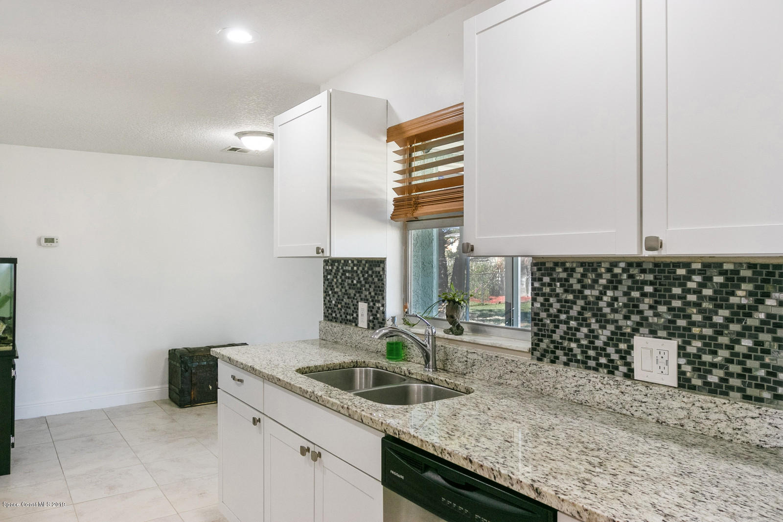 1638 West Shores Road Melbourne, FL 32935 - Photo 8 of 20 04_1638WShoresRdMelbourne006_mls