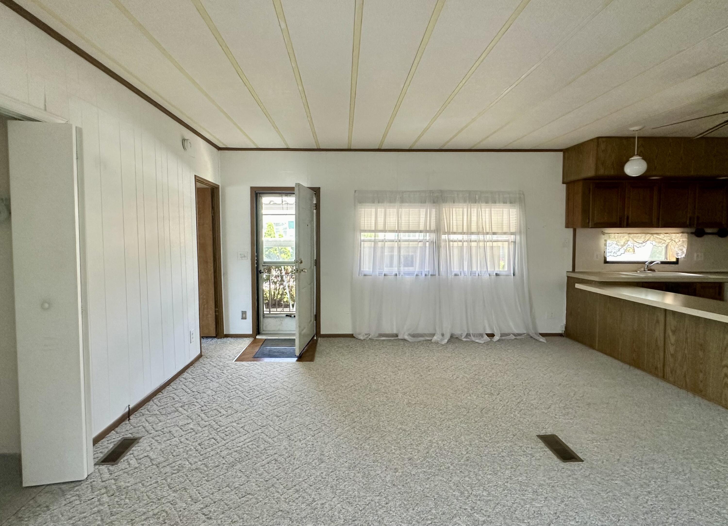 3017 Johnson Road, Unit 52 Stevensville, MI 49127 - Photo 7 of 16 IMG_2808