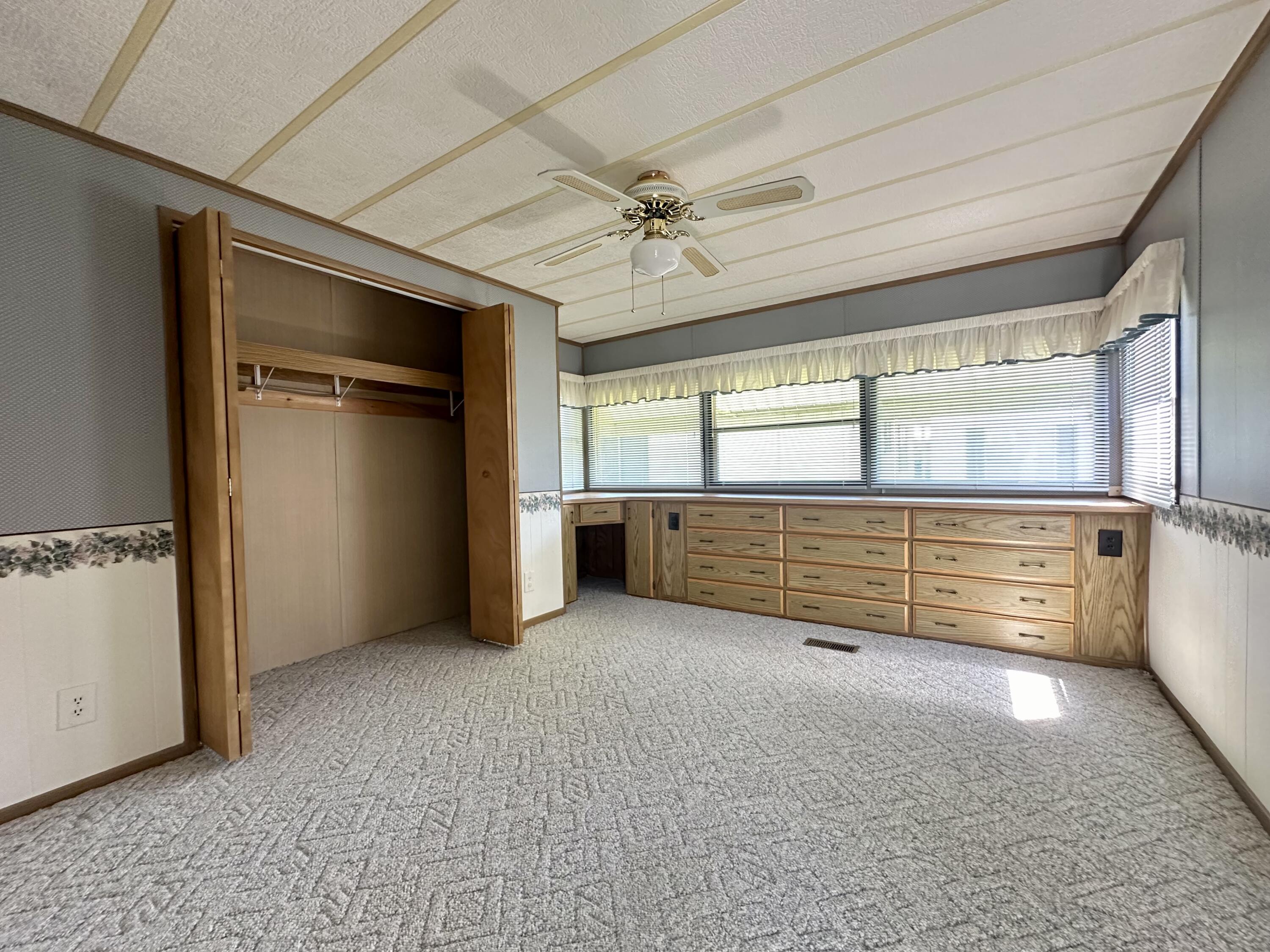 3017 Johnson Road, Unit 52 Stevensville, MI 49127 - Photo 8 of 16 IMG_2834