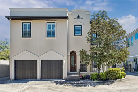 $799,000 | 102 Vieux Carre Drive, Houston, TX 77009