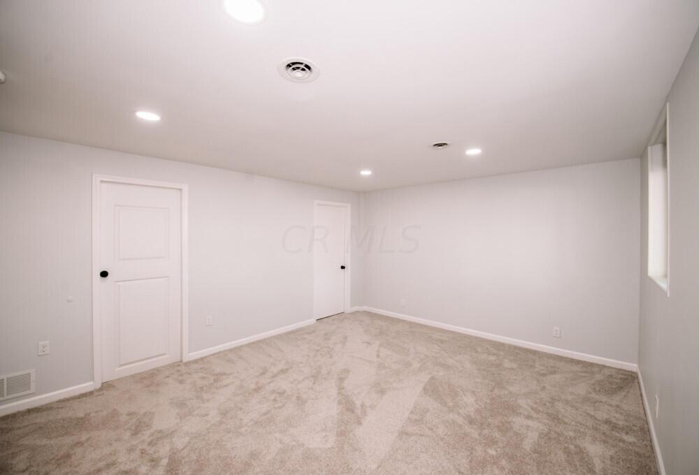 883 Ruma Road Columbus, OH 43207 - Photo 11 of 23 Gallery Image 11