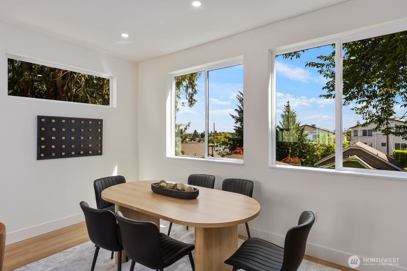 933 North 87th Street Seattle, WA 98103 - Photo 12 of 38