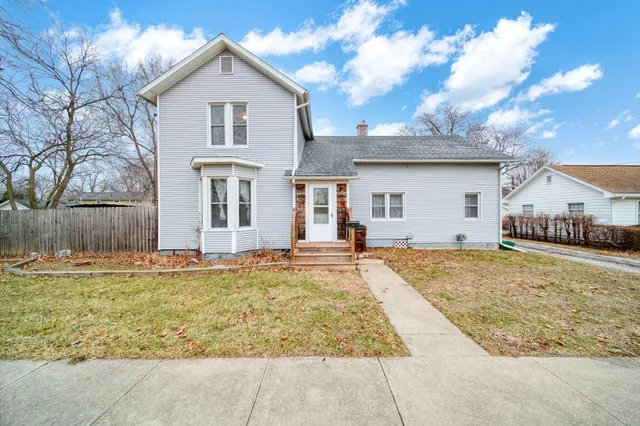 $229,875 | 411 Kilbuck Street West, Tecumseh, MI 49286