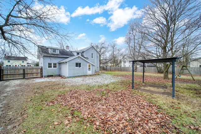 $229,875 | 411 Kilbuck Street West, Tecumseh, MI 49286