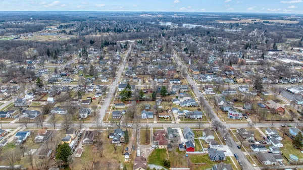$219,875 | 411 Kilbuck Street West, Tecumseh, MI 49286