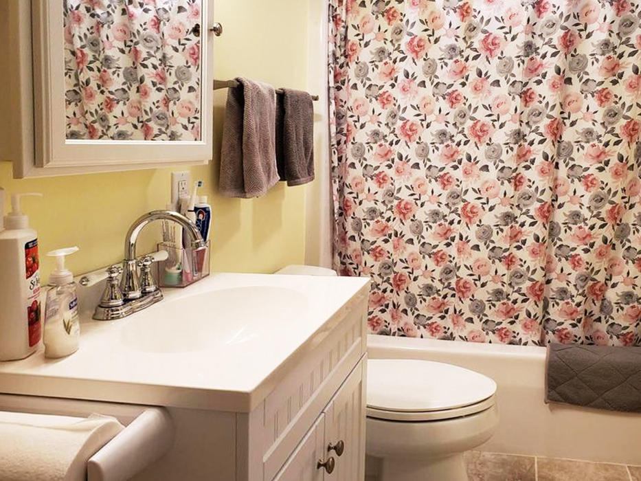 53 Bristol Mews Road Bristol, ME 04539 - Photo 20 of 27 interior-8