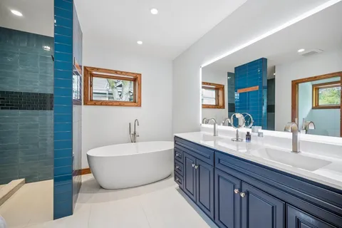 $1,969,000 | 1101 Forest Avenue, Wilmette, IL 60091