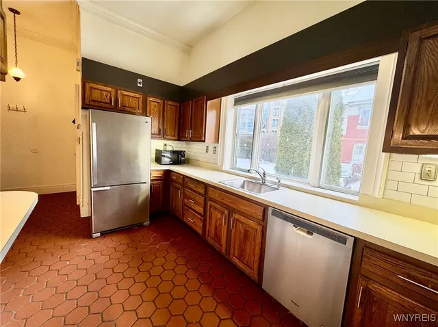 $1,700 | 25 Whitney Place, Buffalo, NY 14201