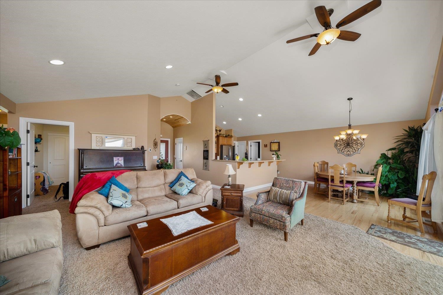 17227 West Jacobs Road Spokane, WA 99224 - Photo 6 of 40