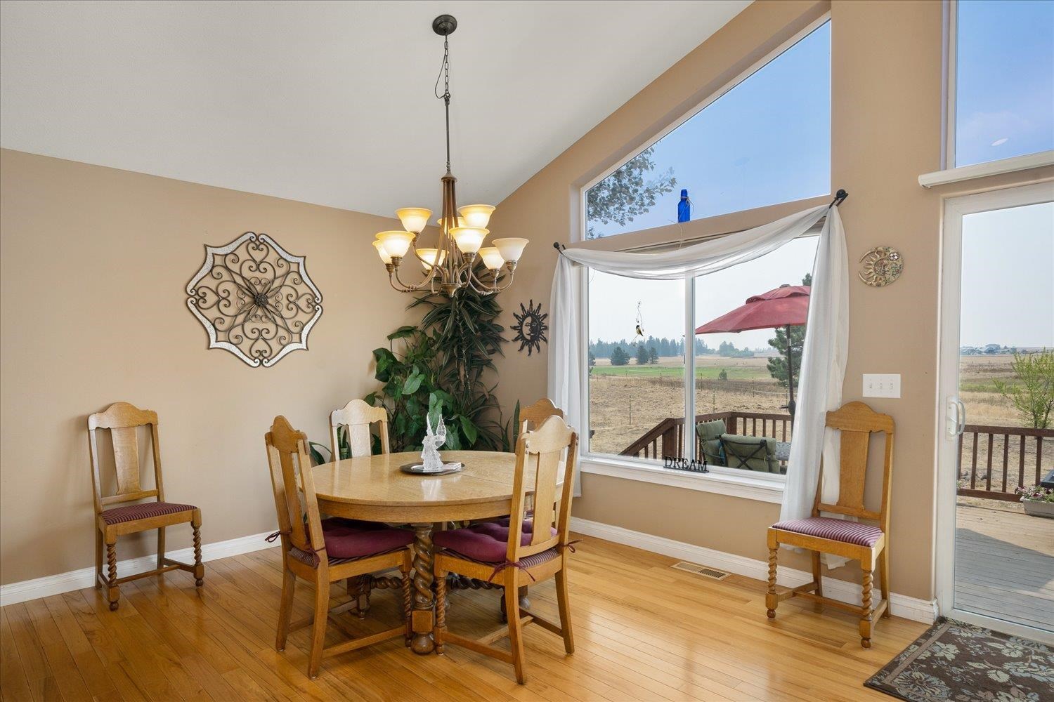 17227 West Jacobs Road Spokane, WA 99224 - Photo 10 of 40