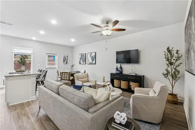 $2,091 | 211 Cypress Court, Unit SAFFRON, Villa Rica, GA 30180