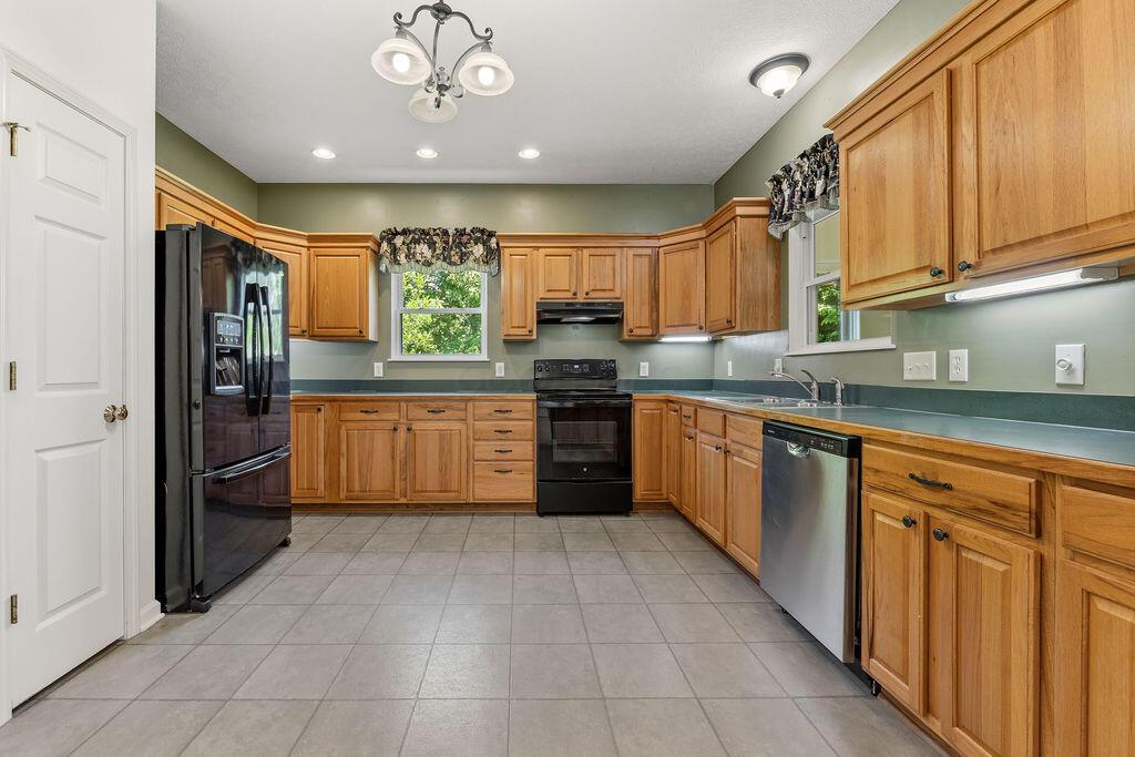 12118 Robins Road Westerville, OH 43082 - Photo 12 of 99