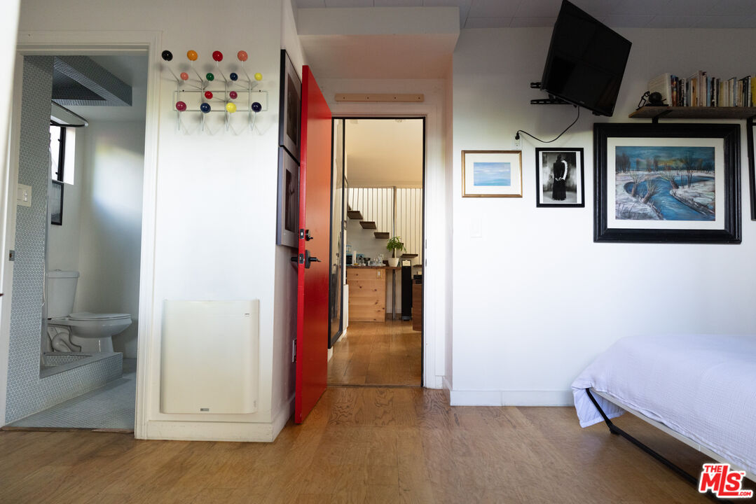 1001 Main Street Venice, CA 90291 - Photo 24 of 65