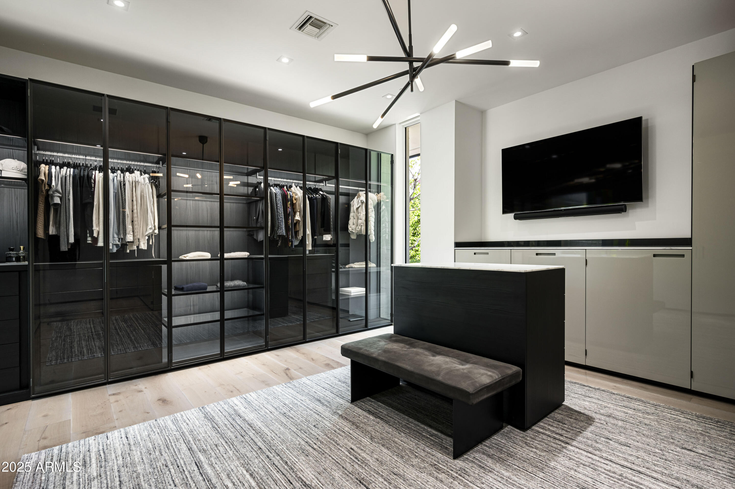 5611 North Wilkinson Road Paradise Valley, AZ 85253 - Photo 17 of 28 Primary Closet