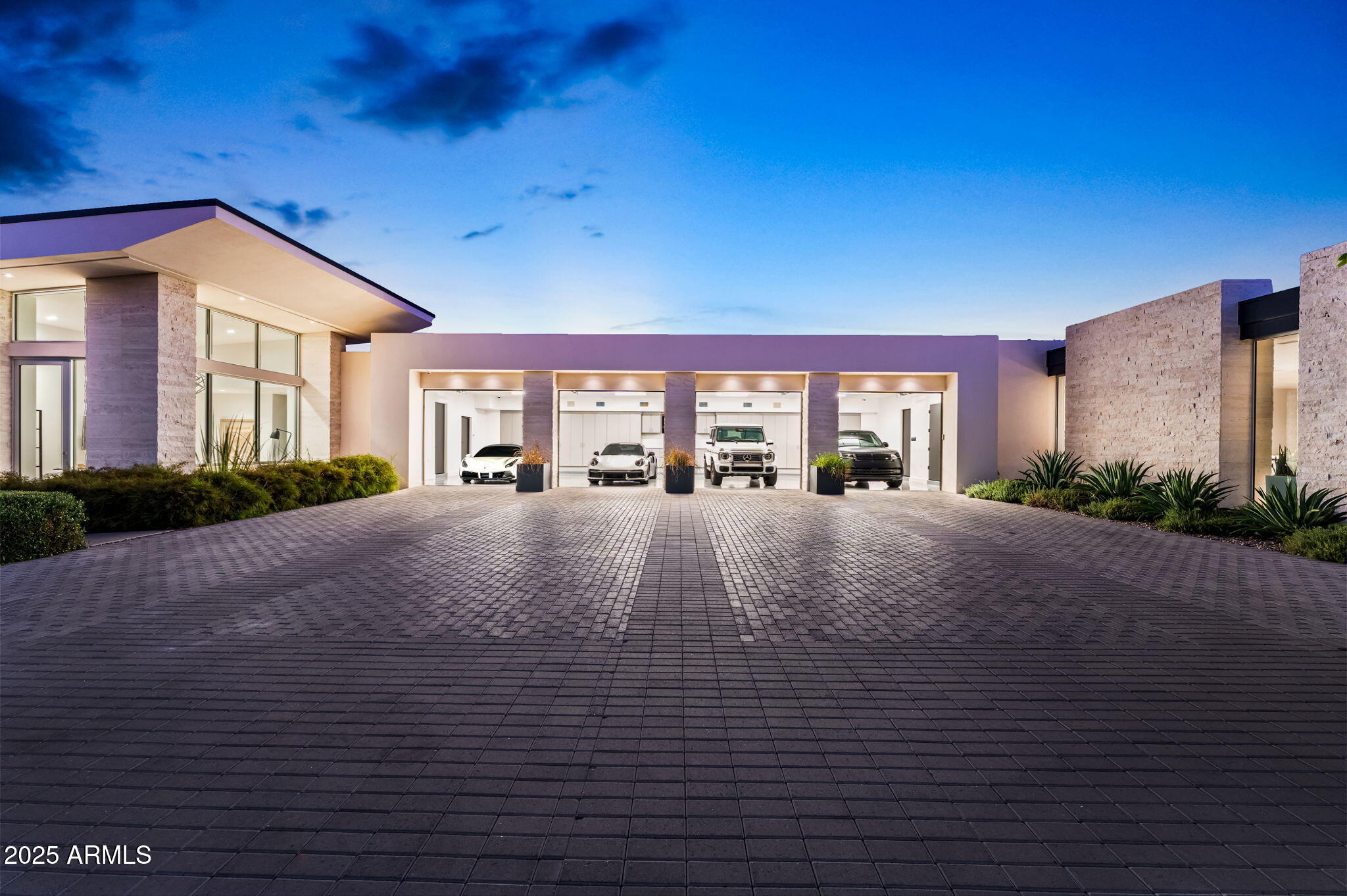5611 North Wilkinson Road Paradise Valley, AZ 85253 - Photo 27 of 28 Garage at Night