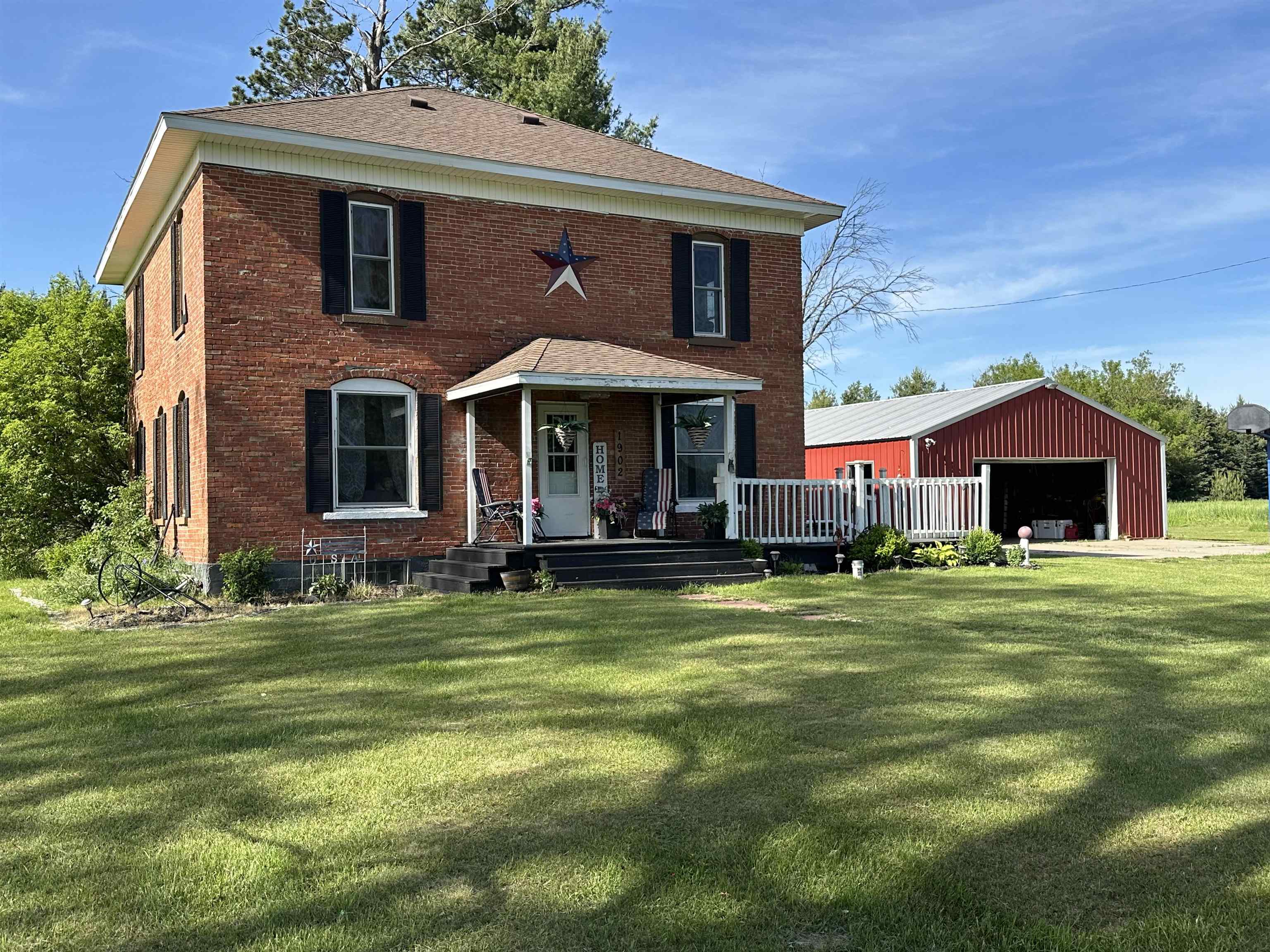 1902 West 46 Road Cadillac, MI 49601 - Photo 1 of 45 1920147-ee45096a-dbcc-484e-b691-71123378d211.JPG